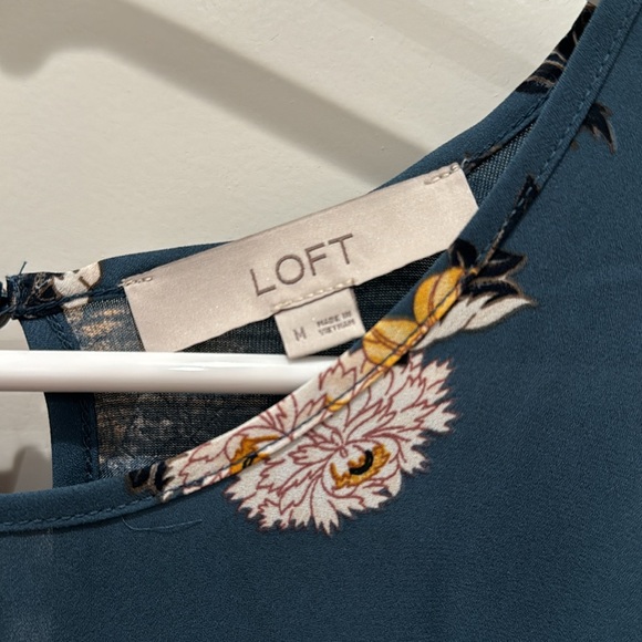 Size M Floral Tank Top - Picture 3 of 4